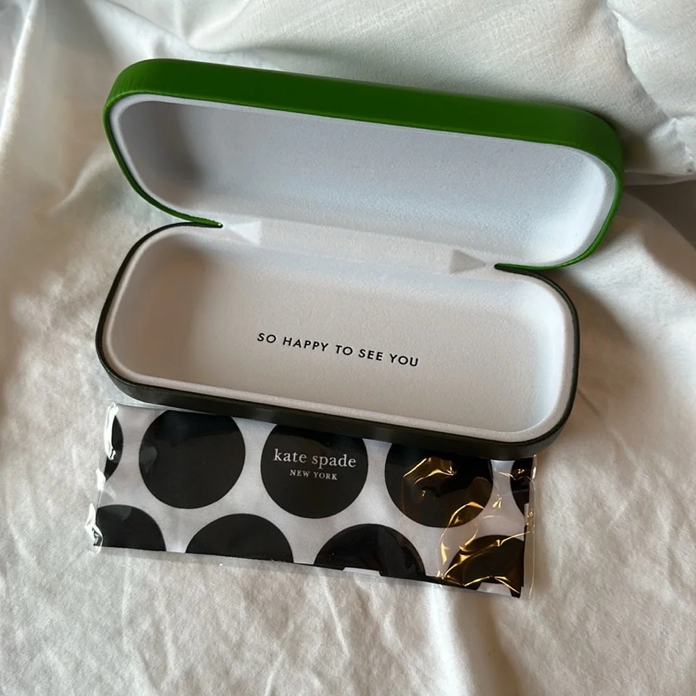 Kate Spade - Picture 2 of 4
